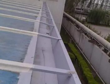武汉市蔡甸区阳光房漏雨补漏多少钱？